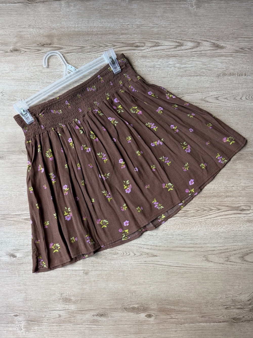 Stitch & Pine Brown Floral Mini Skirt Medium Cottagecore Rayon Smocked Flowy NWT
